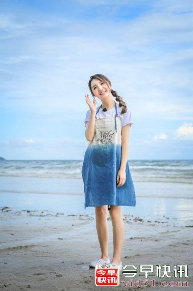 靳梦佳霸屏周末档 看完《中餐厅》看《未来》