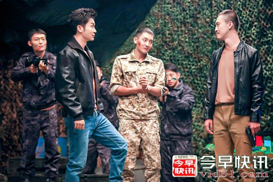 《开心剧乐部》肖央遭忽悠 李晨体验大制作特效