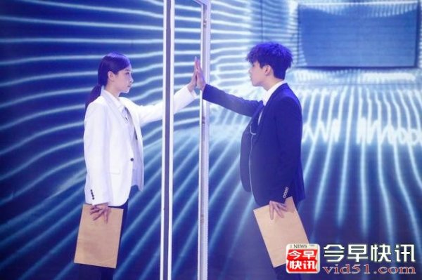 宋茜刘宪华化身“双生姐弟”   同台上演“无间道”