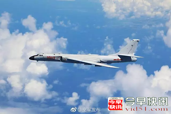 中国空军出岛链自己晒照片 抛弃御用摄影师日本航自