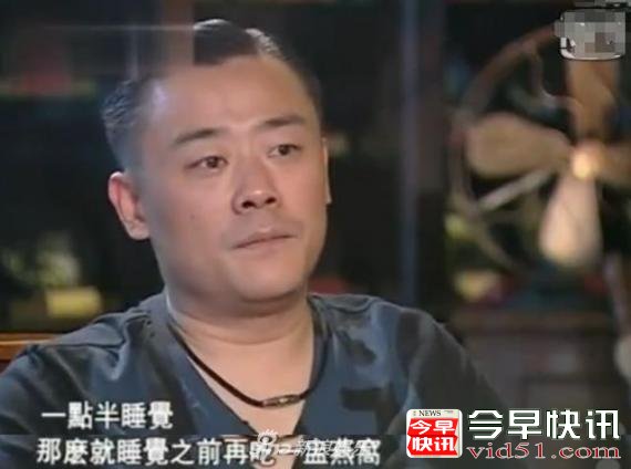 穿上台表演的礼服，都是不低于5万块一套的