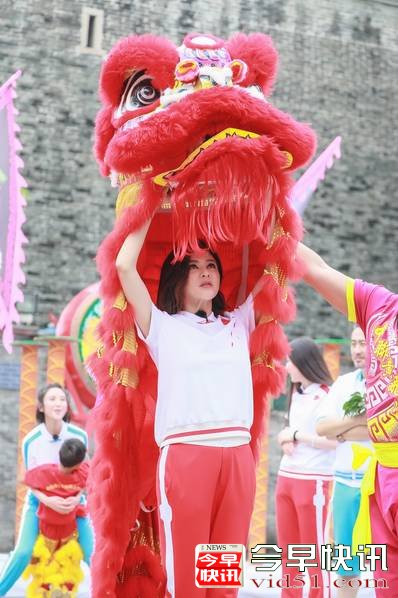经典重现！关之琳时隔24年再拍《黄飞鸿》