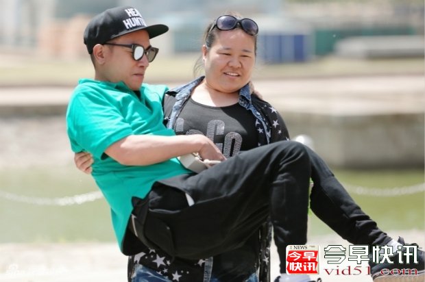 《来吧，兄弟》陈小春撩妹不成反被抱