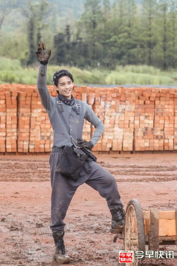 《72》吴磊差点掉入仙人掌群险象环生  遭遇无鞋窘境