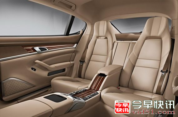 全新Panamera约66.3万起 亮相上海车展