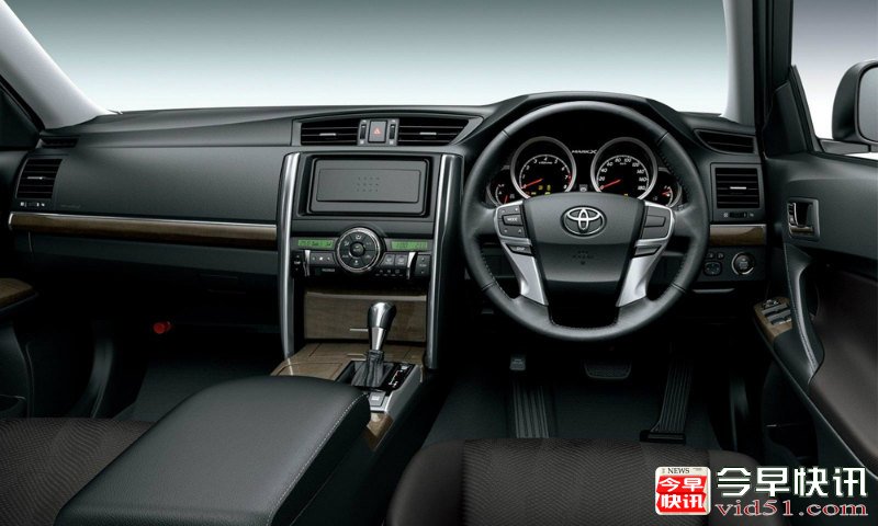 新款丰田锐志将年底上市 约合19.74万元