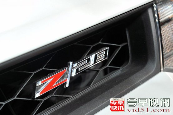 科迈罗发布SS/Z28高性能版 配7.0L引擎