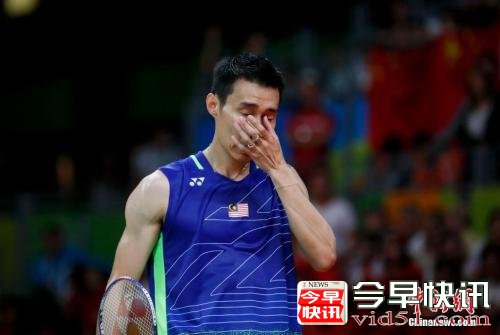 
      李宗伟世锦赛一轮游延续悲情 关于退役，这位老将怎么说？
      