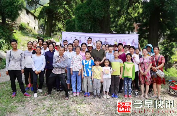 影视新星朱立轩与马德华合作演技获赞