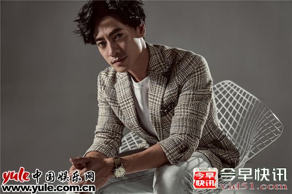 贺萧将军阮圣文“弃马开车”  写真诠释独特型格魅力