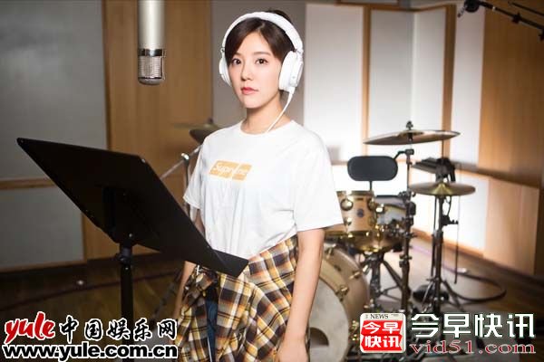 赵奕欢挑战出演腹黑女神  《亲爱的王子大人》片尾曲《Tomorrow》首发