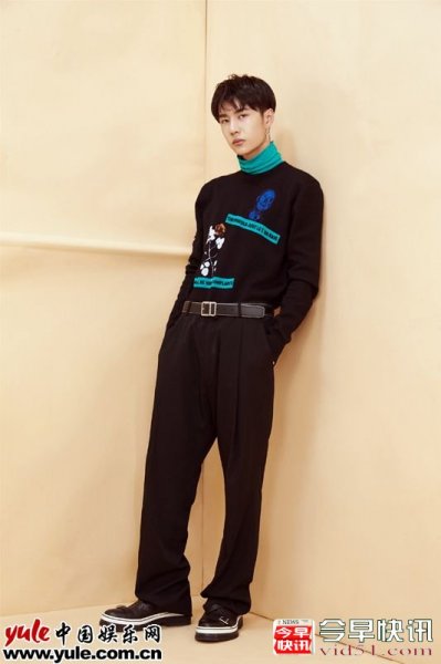 王一博质感大片来袭 霸气干练翟总“附体”