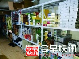 成本5毛假药卖12元 三地警方查出10万粒