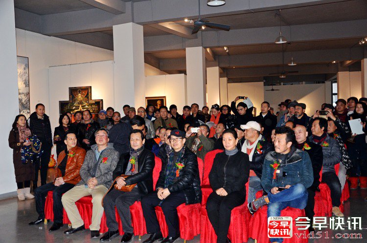 DSC_2069_conew1.jpg