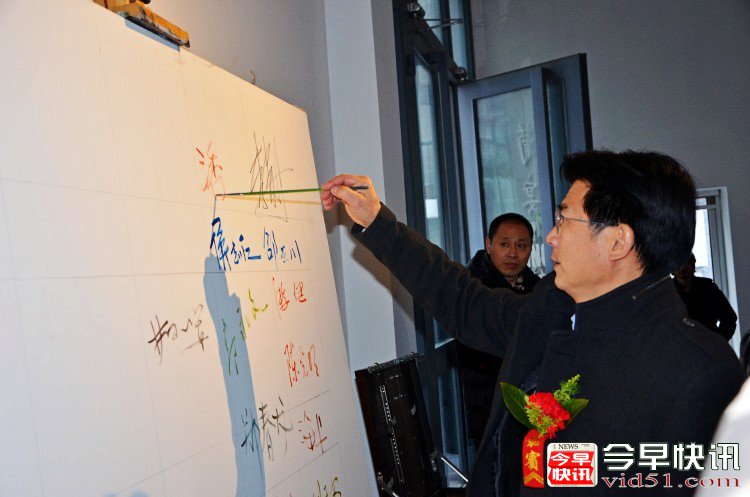 DSC_1968_conew2.jpg
